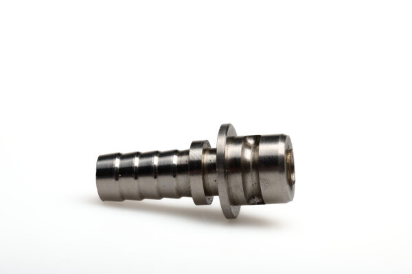 Króciec hydrauliczny z kołnierzem Fi7.6